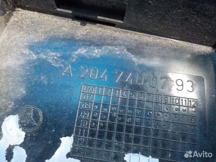 Накладка крышки багажника mercedes-benz C-class (W