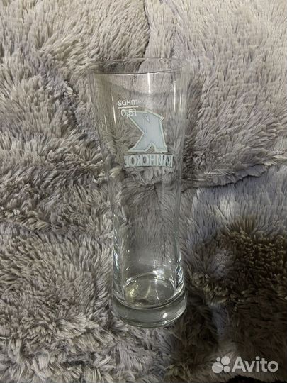 Стеклянный стакан 