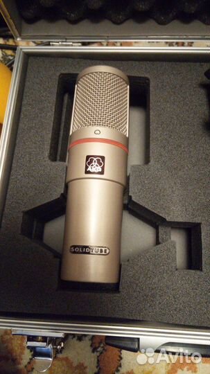 Akg Solidtube