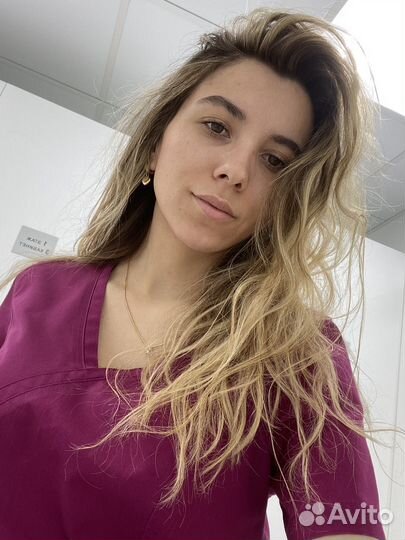 Ассистент стоматолога/мед сестра/косметолог