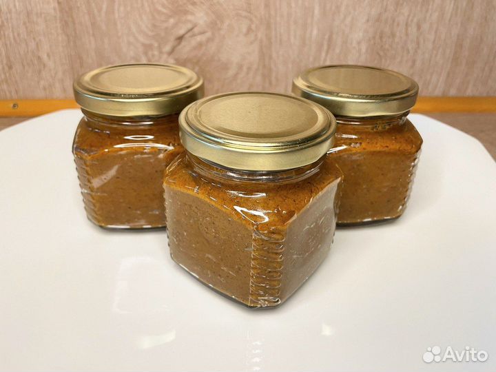 Мед с пергой