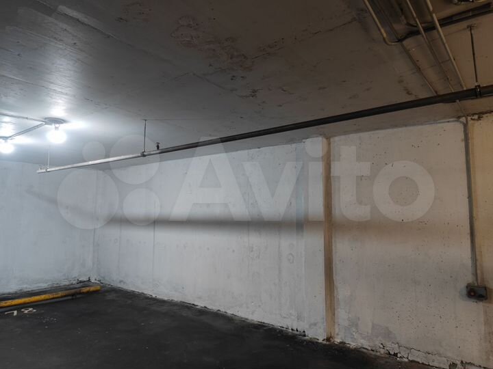 Машиноместо, 16 м²