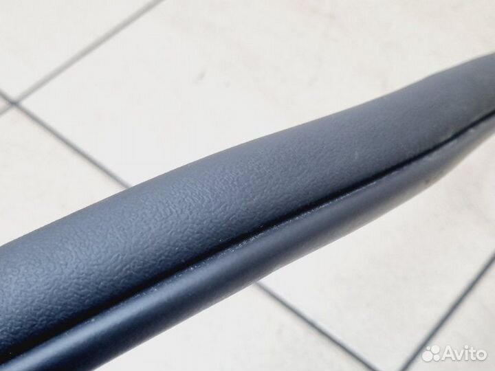 Уплотнитель двери задний левый Geely Atlas 2.4