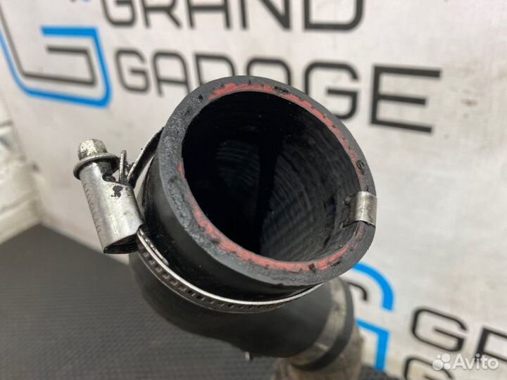 Патрубок интеркулера Land Rover Freelander L359