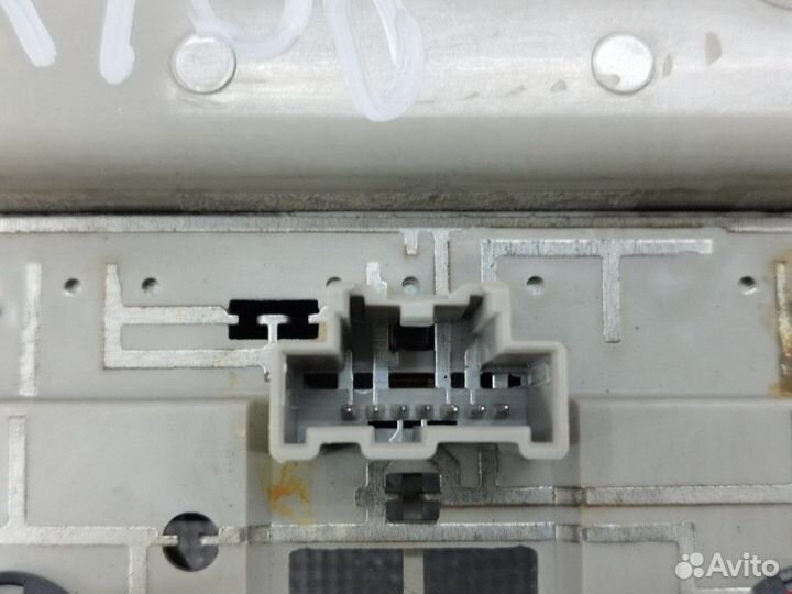 Фонарь салона (плафон) Opel Antara 2007 96830906