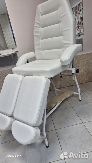 Педикюрное кресло