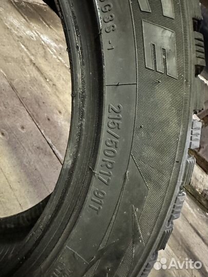 Toyo Observe G3-Ice 215/50 R17