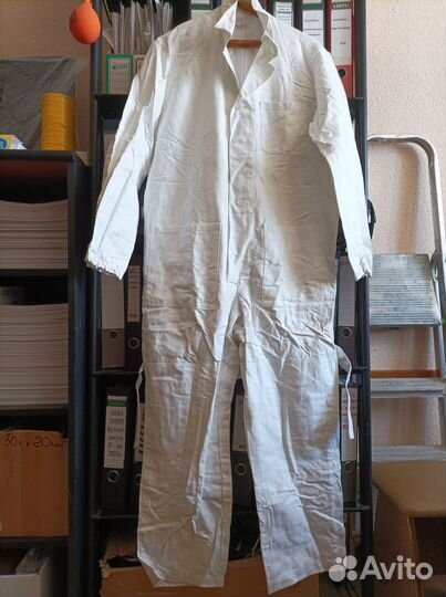Комбинезон защитный многоразовый белый