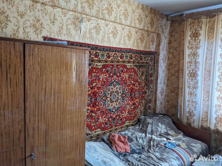 Отдам бесплатно стенку, шкафы, кухонную мебель