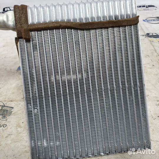 Радиатор отопителя Volvo S40 V50 C30 C70