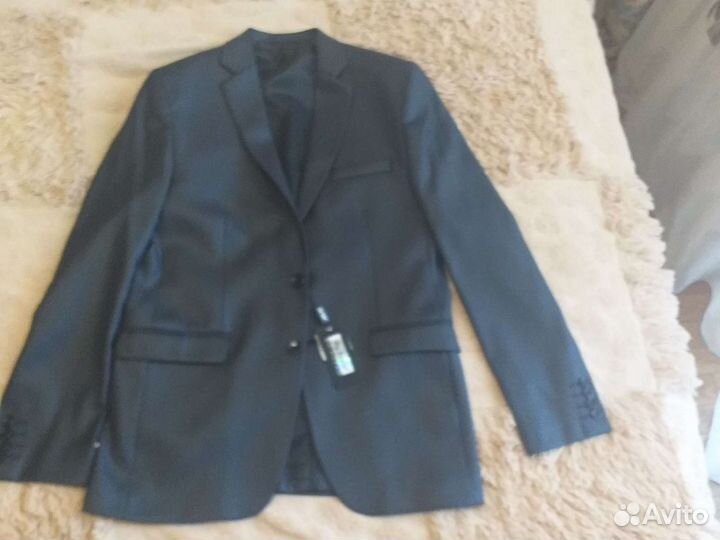 Костюм тройка (брюки, пиджак, жилет) новый рост160