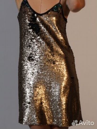 Блестящее платье