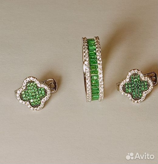 Комплект украшений из серебра