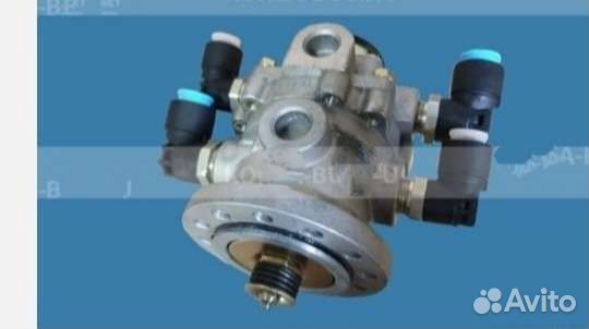 Кран тормозной главный Daewoo