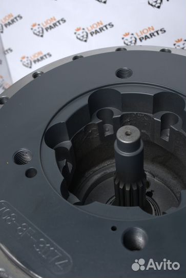 Редуктор хода Komatsu PC200-8 20y-27-00500