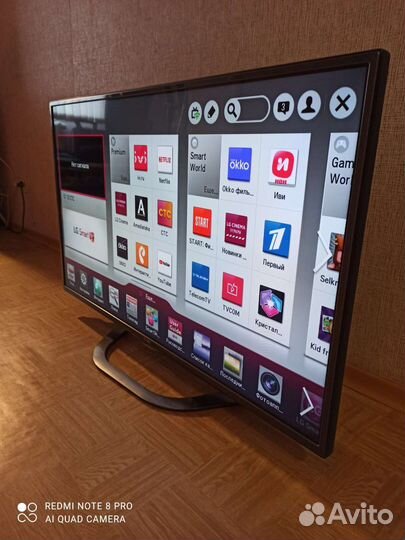 Телевизор LG42 LA620V