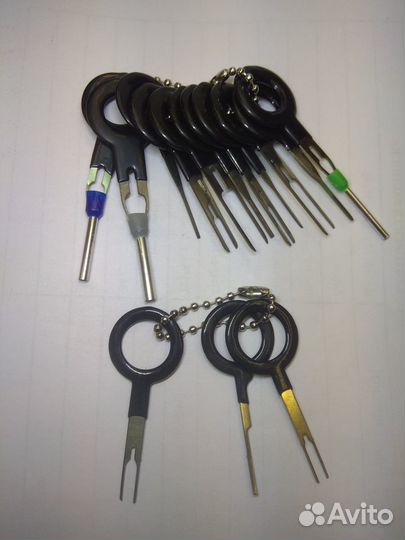 Набор для демонтажа клемм,разъемов электропроводки