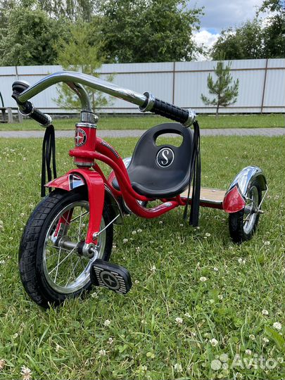 Трехколесный велосипед