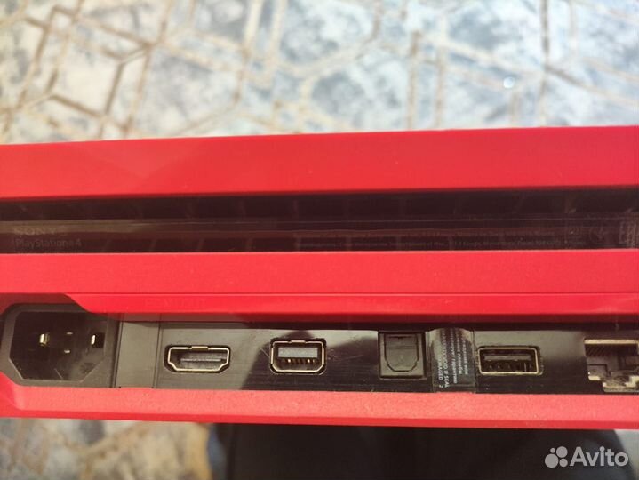 Игровая приставка Sony PS4 Pro limited edition