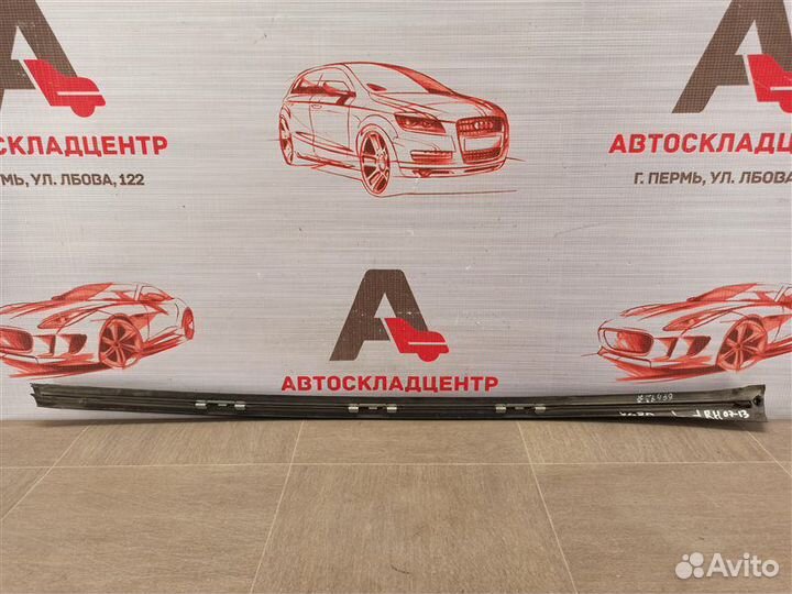 Молдинг ветрового стекла левый Volvo Xc70