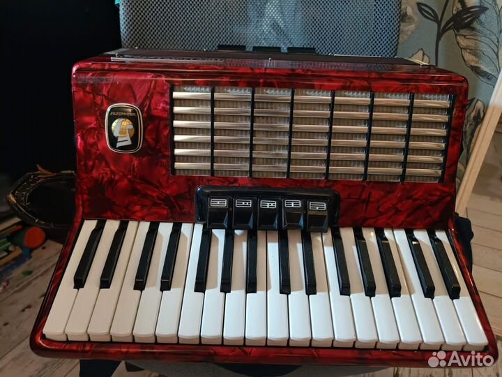 Аккордеон weltmeister stella Супер-кофр