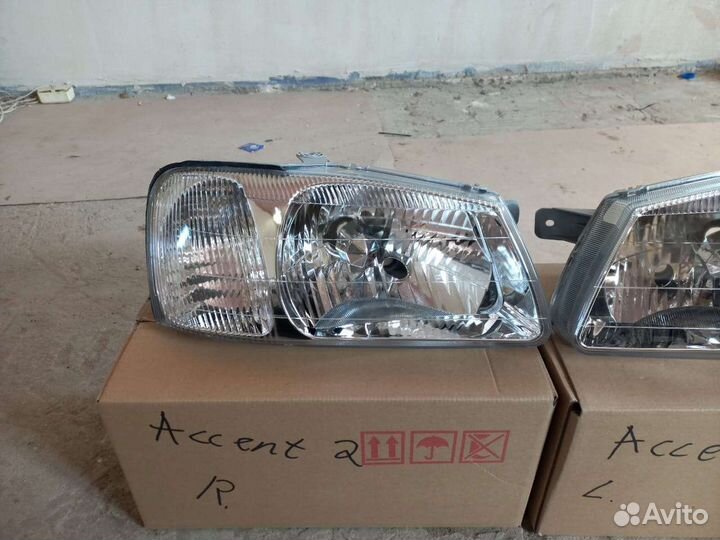 Hyundai accent фара левая правая фары