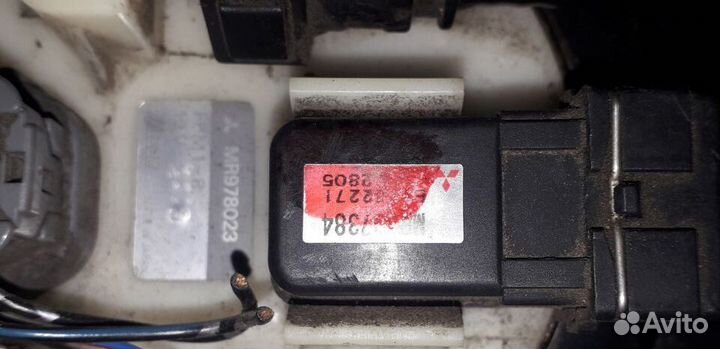 Насос топливный Mitsubishi Outlander MR978023