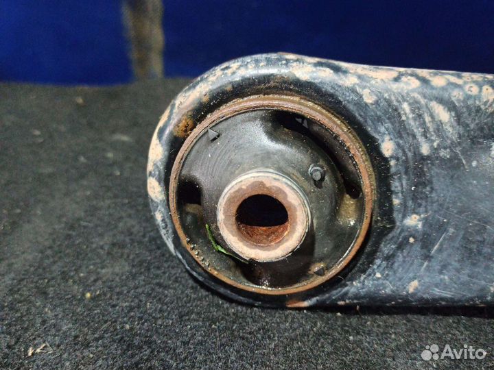 Рычаг передний левый lancer X