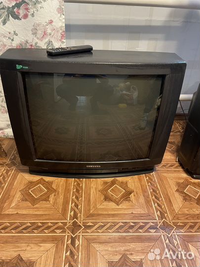 Телевизор samsung цветной