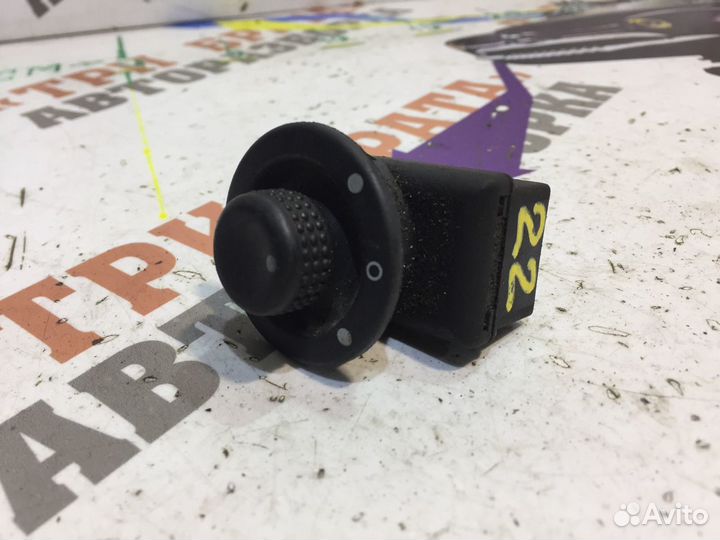 Рено Трафик Кнопка регулировки зеркал