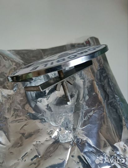 Значок JAF на решетку радиатора