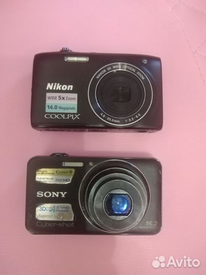 Компактный фотоаппарат