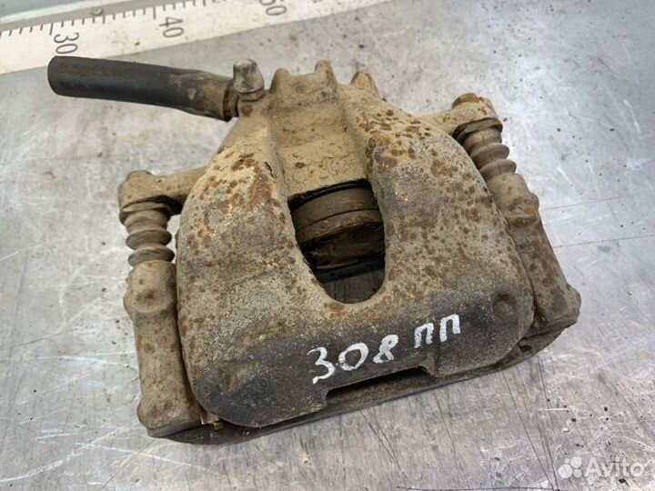 Суппорт тормозной передний правый Peugeot 308 4E