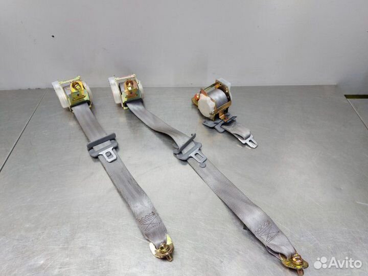 Ремень безопасности задний Hyundai Elantra XD G4ED