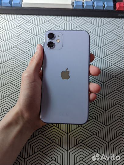 iPhone 11, 64 ГБ