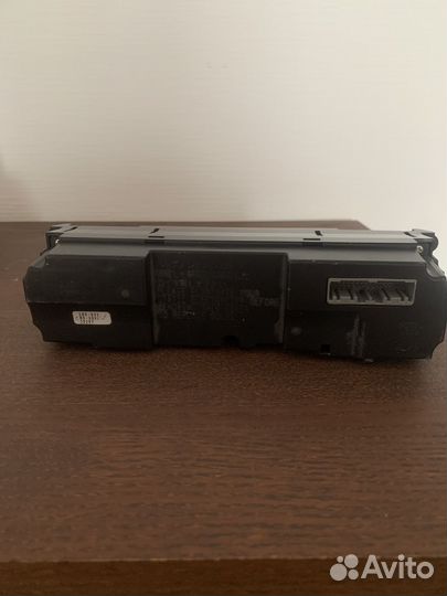 Блок управления климатом honda civic 4D 2008