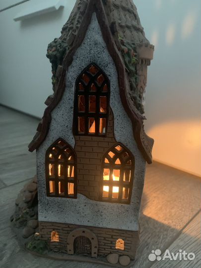 Домик из глины