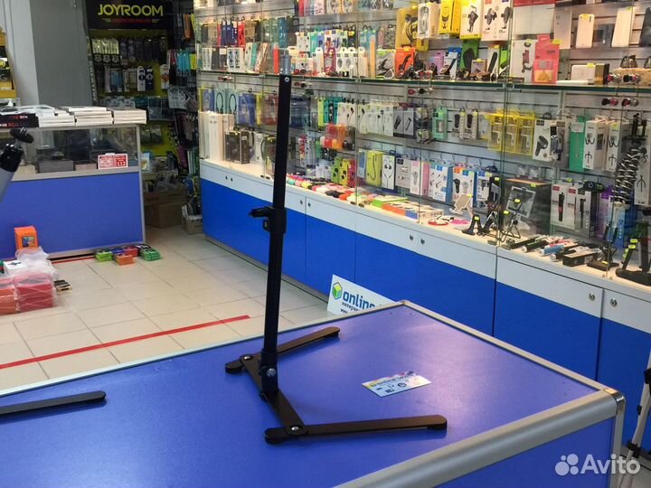 Настольный держатель кольцевой лампы