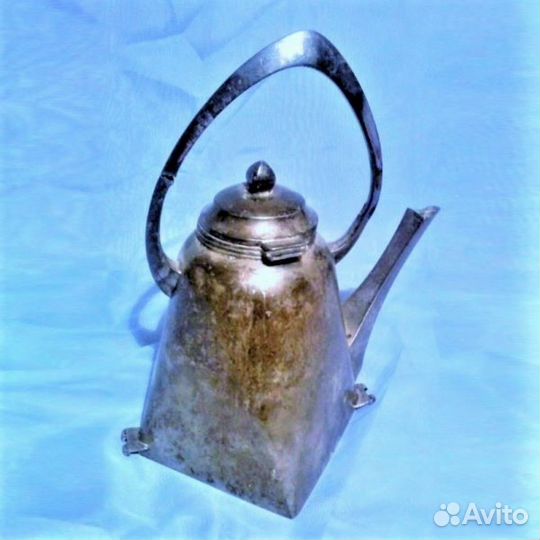 Чайники, сахарницы, кружки, фужеры, вазы и др