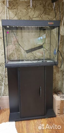 Аквариум с тумбой