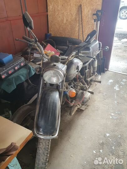 Мотоцикл урал с люлькой