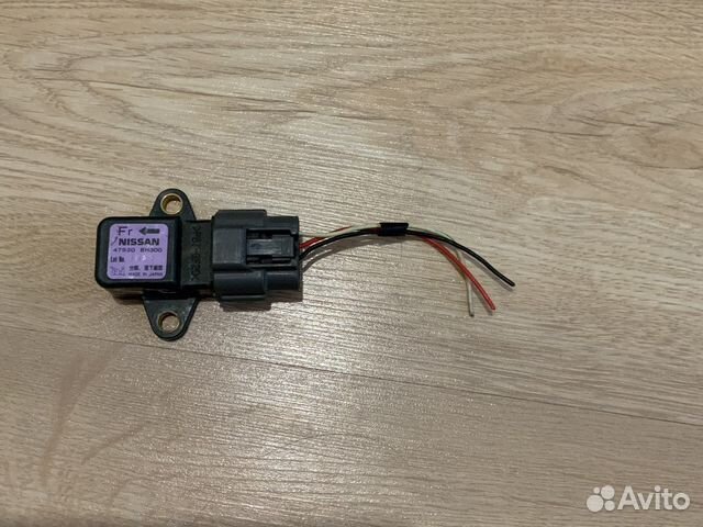 Датчик ускорения Nissan X-Trail T30 47930-8H300