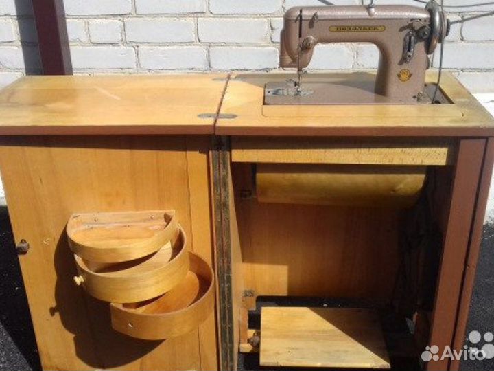 Швейная машина подольск ножная