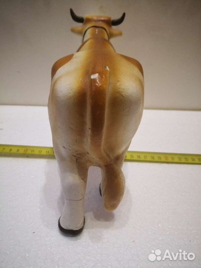Антикварная игрушка Корова 