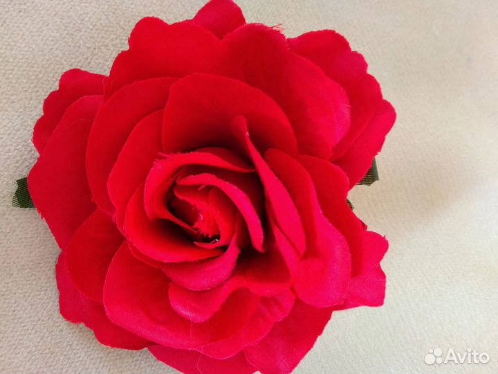 Заколка-брошь новая