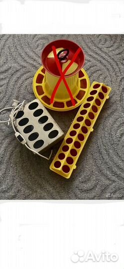 Кормушка для птиц, цыплят, овоскоп