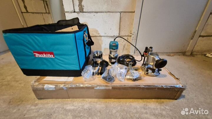 Фрезерный станок makita RT0700CX2