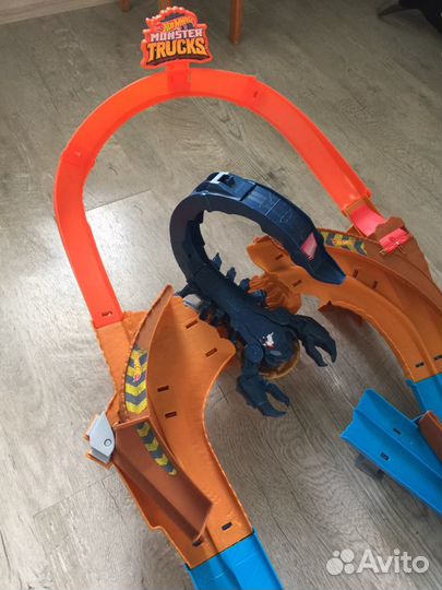 Трек хотвилс скорпион