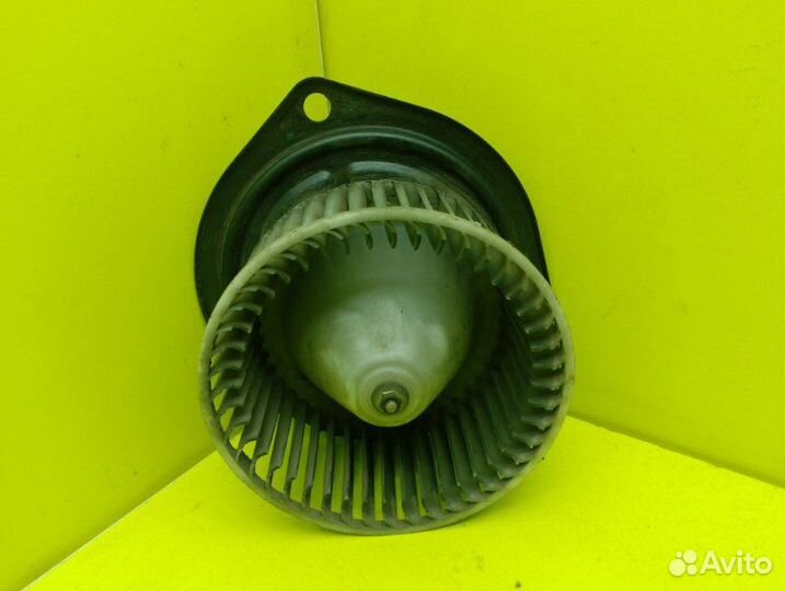 Мотор печки Toyota Master Ace Surf CR30G 2CT 1990