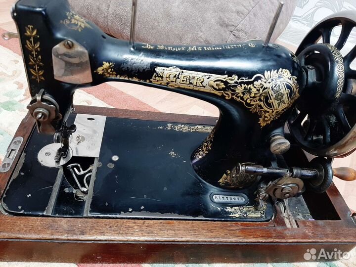 Швейная машинка singer